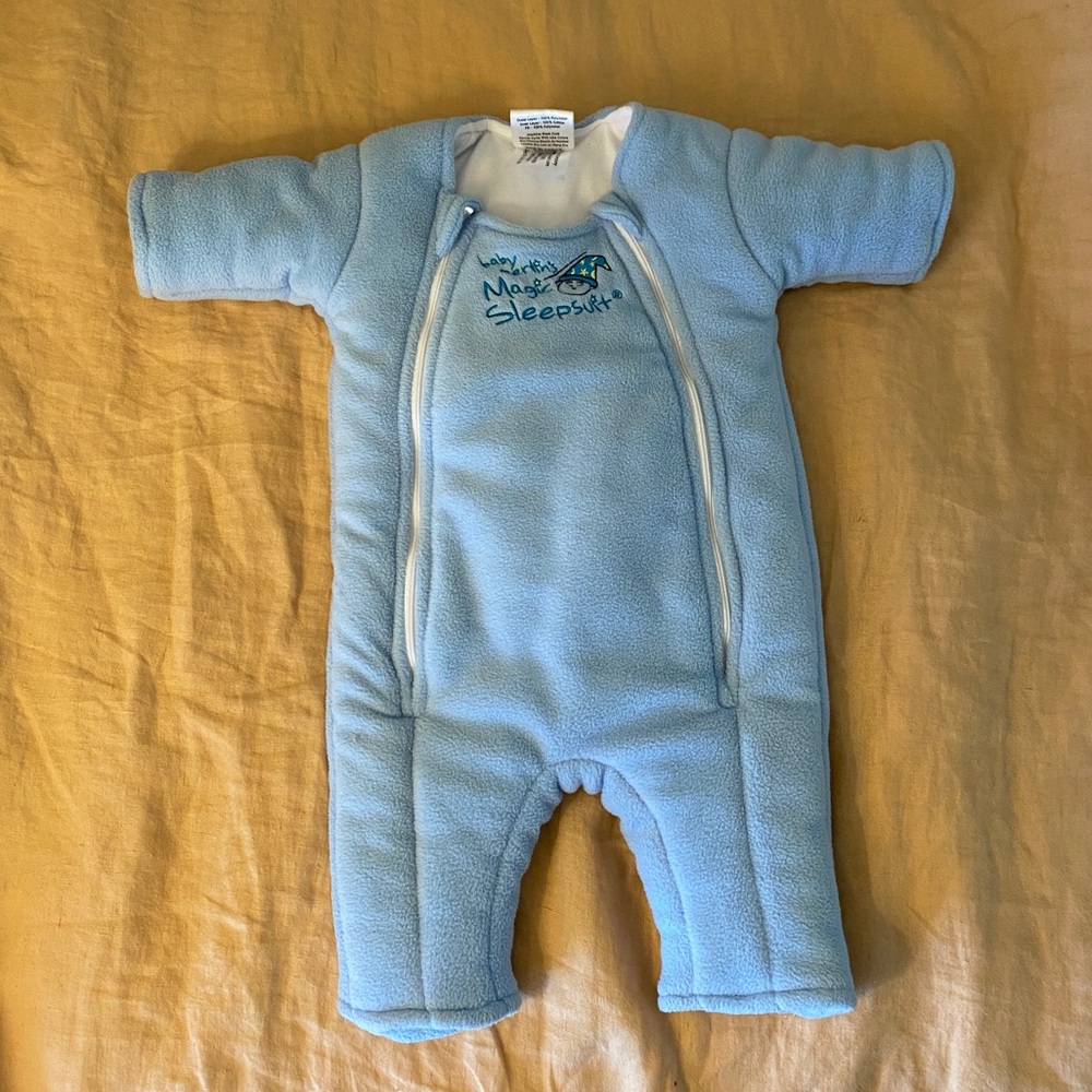 BABY MERLIN'S MAGIC SLEEPSUIT BLUE MICROFLEECE (6-9 MONTHS)